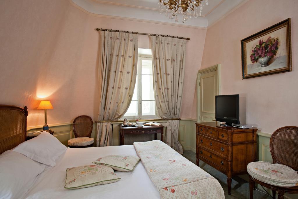 Hostellerie Les Frenes Avignon Quarto foto