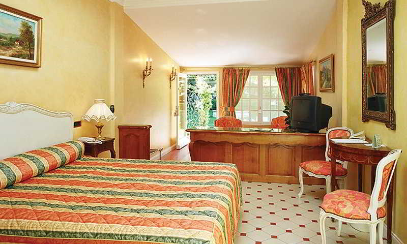 Hostellerie Les Frenes Avignon Quarto foto